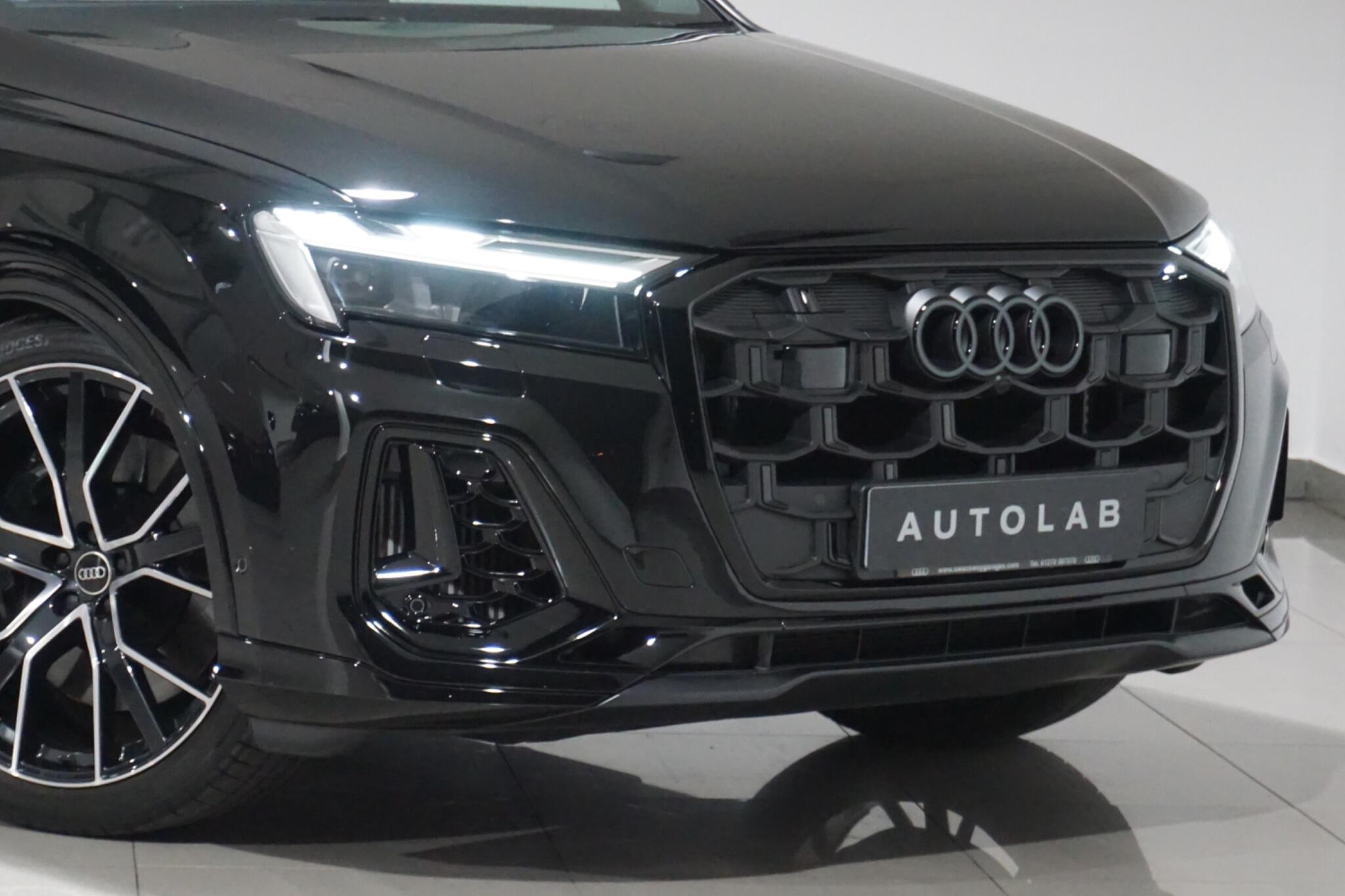 Audi SQ7 4.0 TFSI V8 Black Edition SUV 5dr Petrol Tiptronic quattro Euro 6 (s/s) (507 ps)